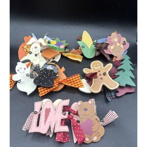 Folk Art 5 Holiday Wooden Cut Outs Halloween, Christmas, Thanksgiving,  WREATH